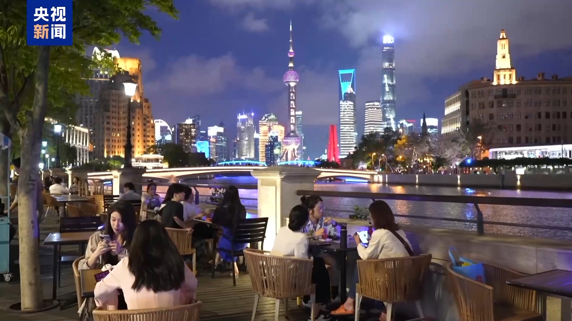 解锁身边消费新场景 2025你的消费习惯“更新”了吗?