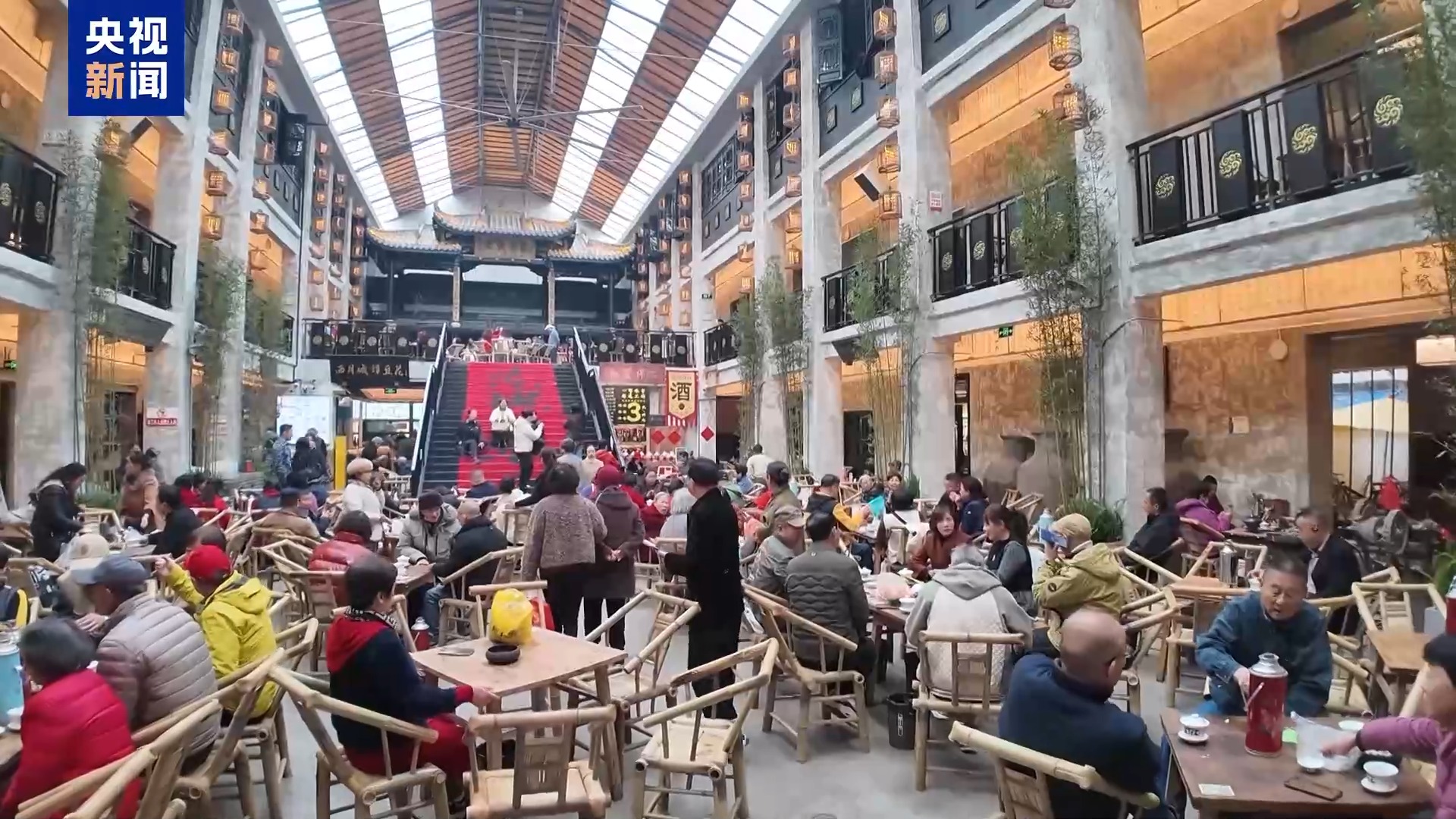 解锁身边消费新场景 2025你的消费习惯“更新”了吗?