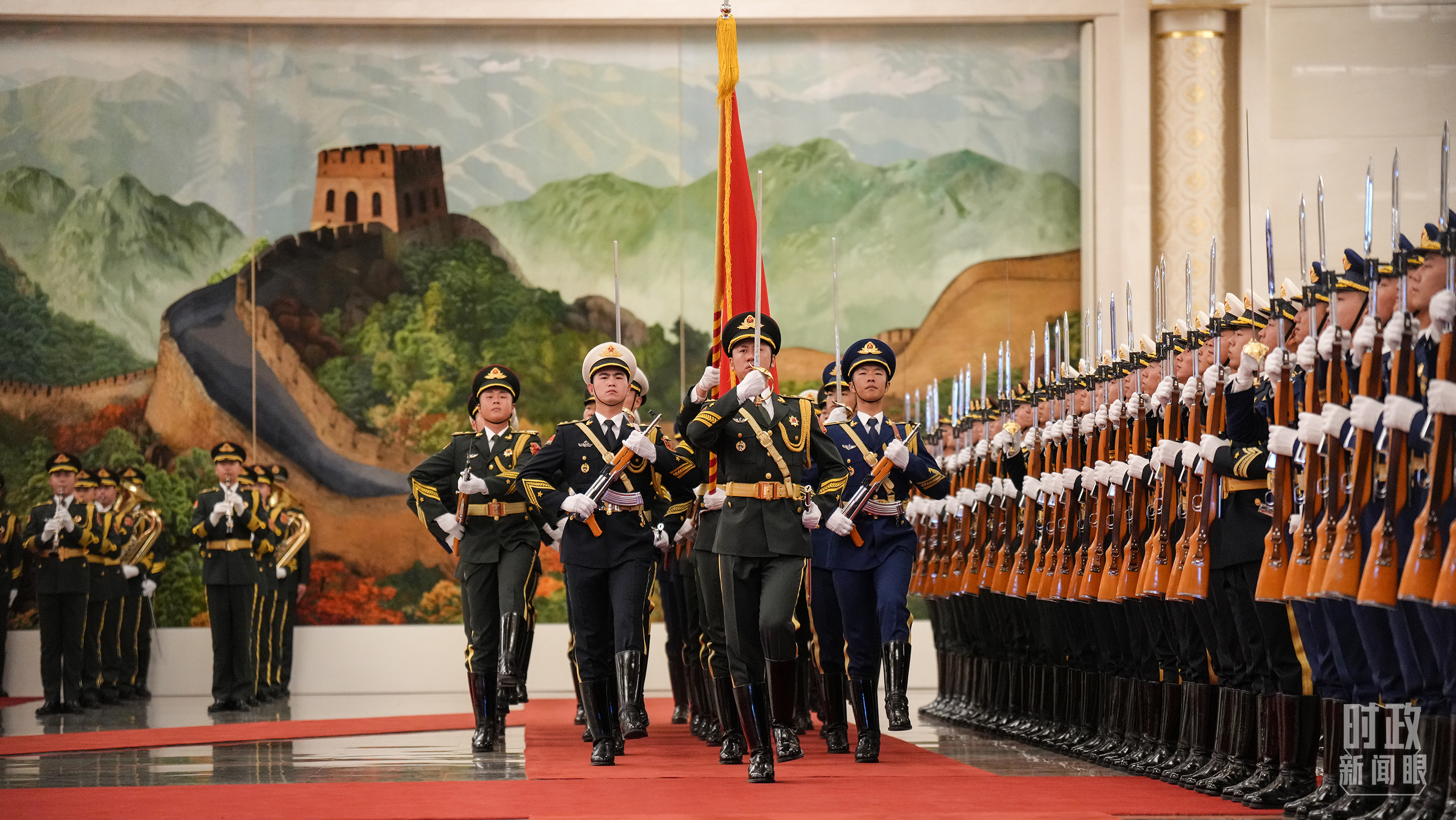 时政新闻眼丨从中法元首会晤的四个“特殊”,读懂大国相处之道