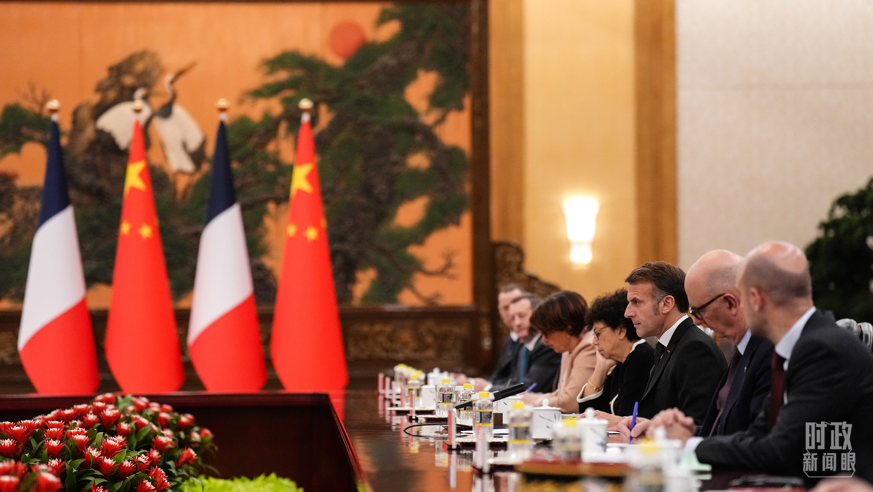时政新闻眼丨从中法元首会晤的四个“特殊”,读懂大国相处之道