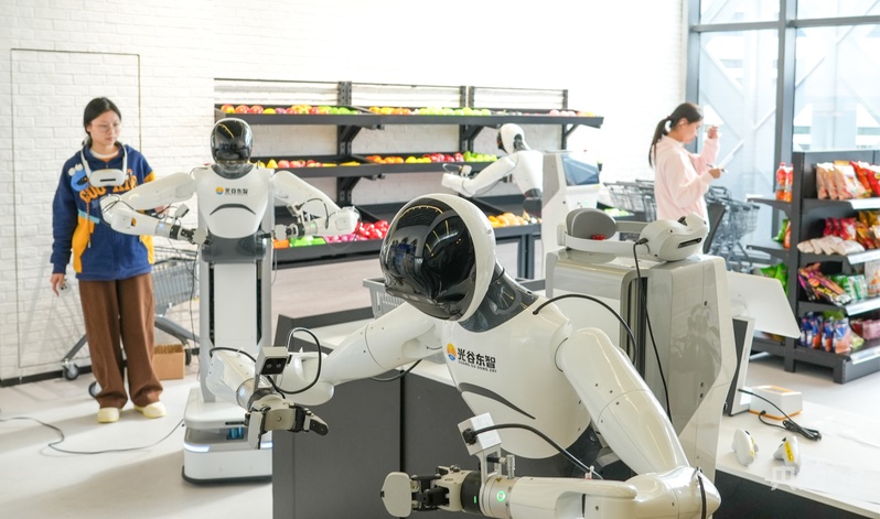 关键词读懂“十五五”|“人工智能+” 为千行百业安装“智慧大脑”