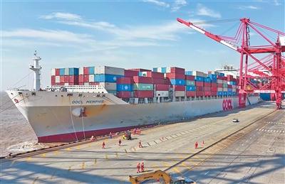 “钱凯—上海”海运航线进出口货值超50亿元