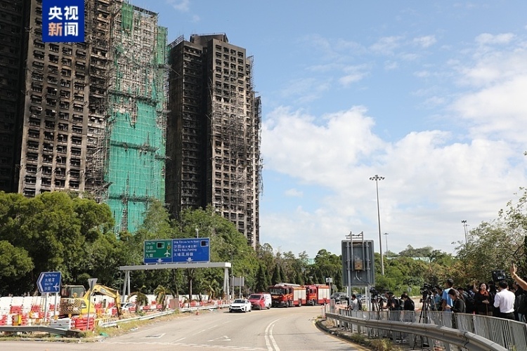 视频丨香港消防处:感谢内地驰援 下一步工作重点转向火警调查 视频丨香港消防处:感谢内地驰援 下一步工作重点转向火警调查