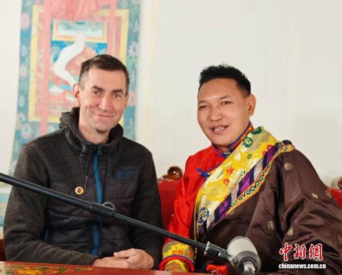 一位留学生的高原生活:用标准藏语赞叹西藏