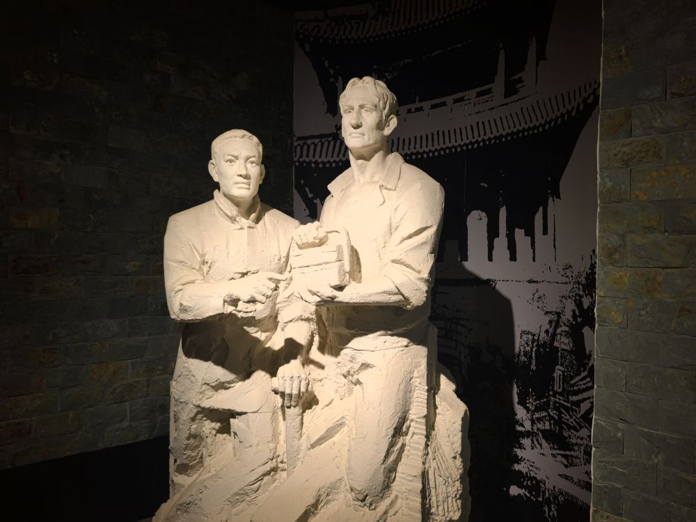 重访“东方奥斯维辛” :一枚号码牌成为日军奴役盟军战俘铁证 重访“东方奥斯维辛” :一枚号码牌成为日军奴役盟军战俘铁证