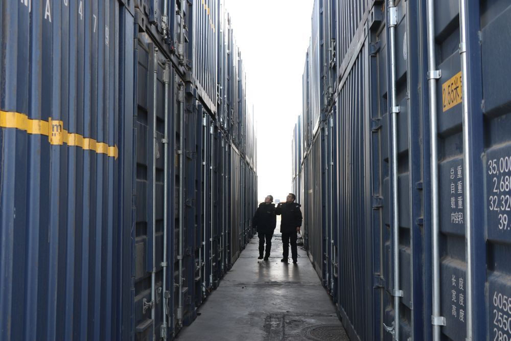 从海关数据看经济活力:货运量破亿吨 北疆陆路口岸涌动开放新活力 从海关数据看经济活力:货运量破亿吨 北疆陆路口岸涌动开放新活力