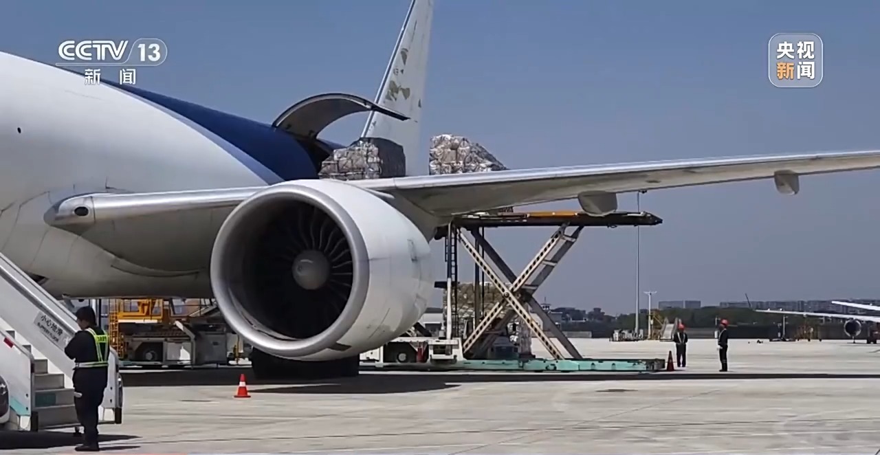 2026年中国经济向“内”求变 让老百姓“有钱花、敢花钱”