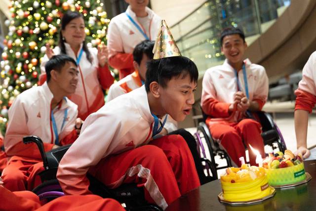 轮椅上的“剑客” 轮椅上的“剑客”