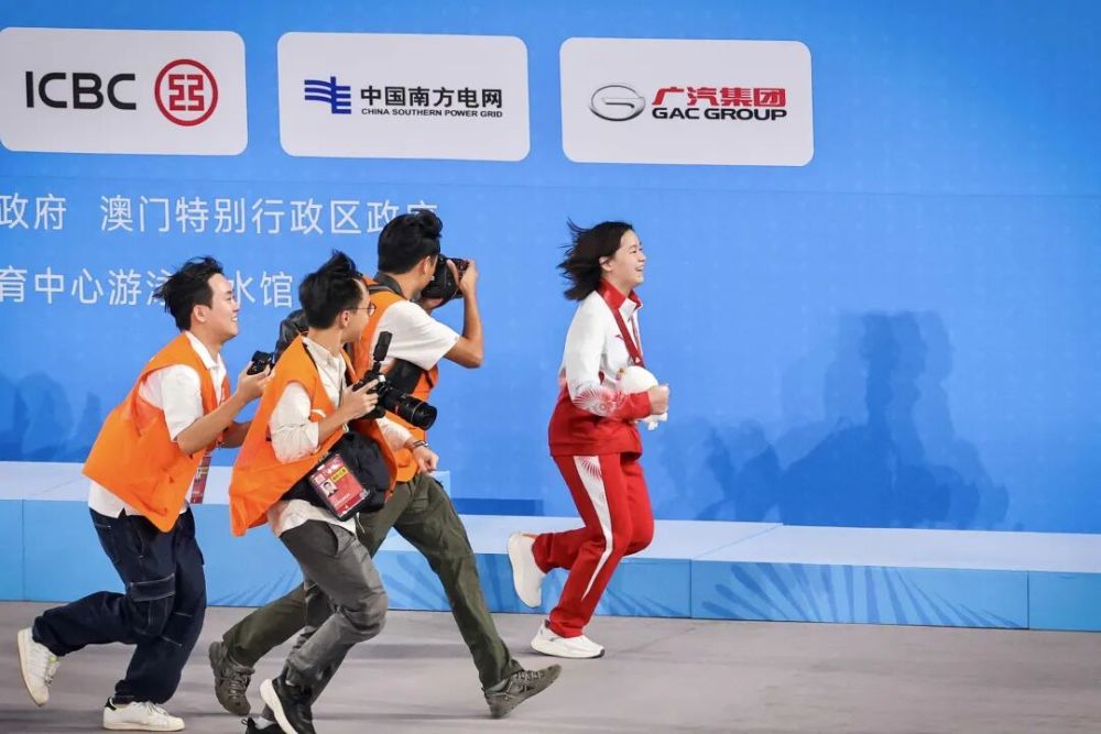 哪张照片，能定义你的2025年？先看看他们的答案