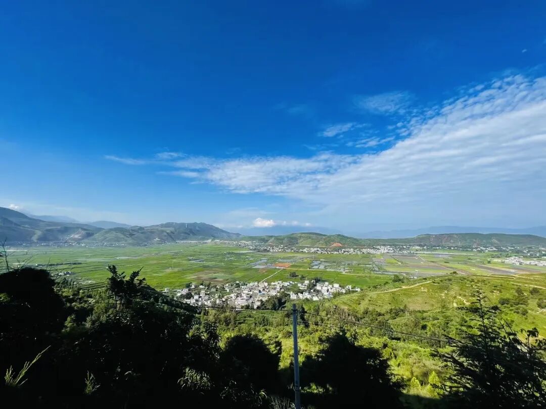 脱贫村的这五年 | 从“苏醒动身”到“蓄能启程”——白雾起跑向振兴