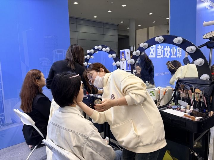 风景这边正好——从“百万英才汇南粤”看湾区引力与人才潮涌的时代交响