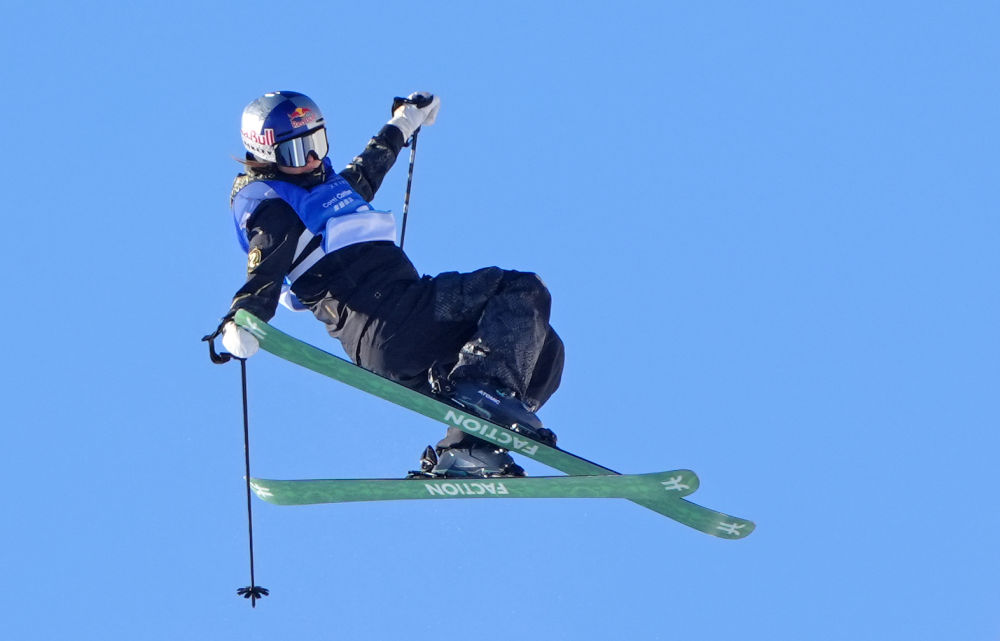 飞扬2025｜这片冰雪，燃动着中国体育的荣耀与热度