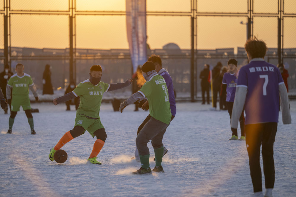 飞扬2025｜这片冰雪，燃动着中国体育的荣耀与热度