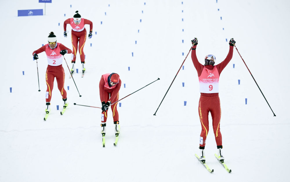 飞扬2025｜这片冰雪，燃动着中国体育的荣耀与热度