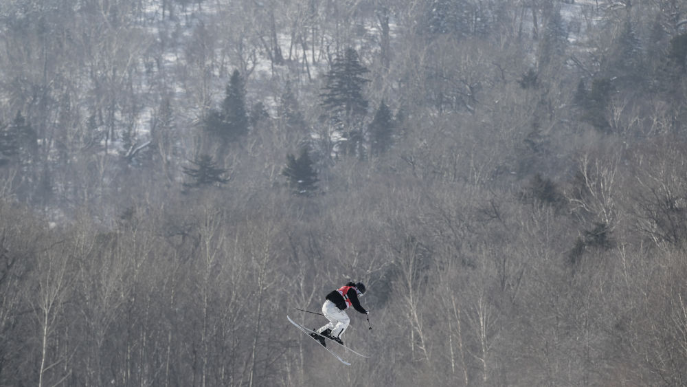 飞扬2025｜这片冰雪，燃动着中国体育的荣耀与热度