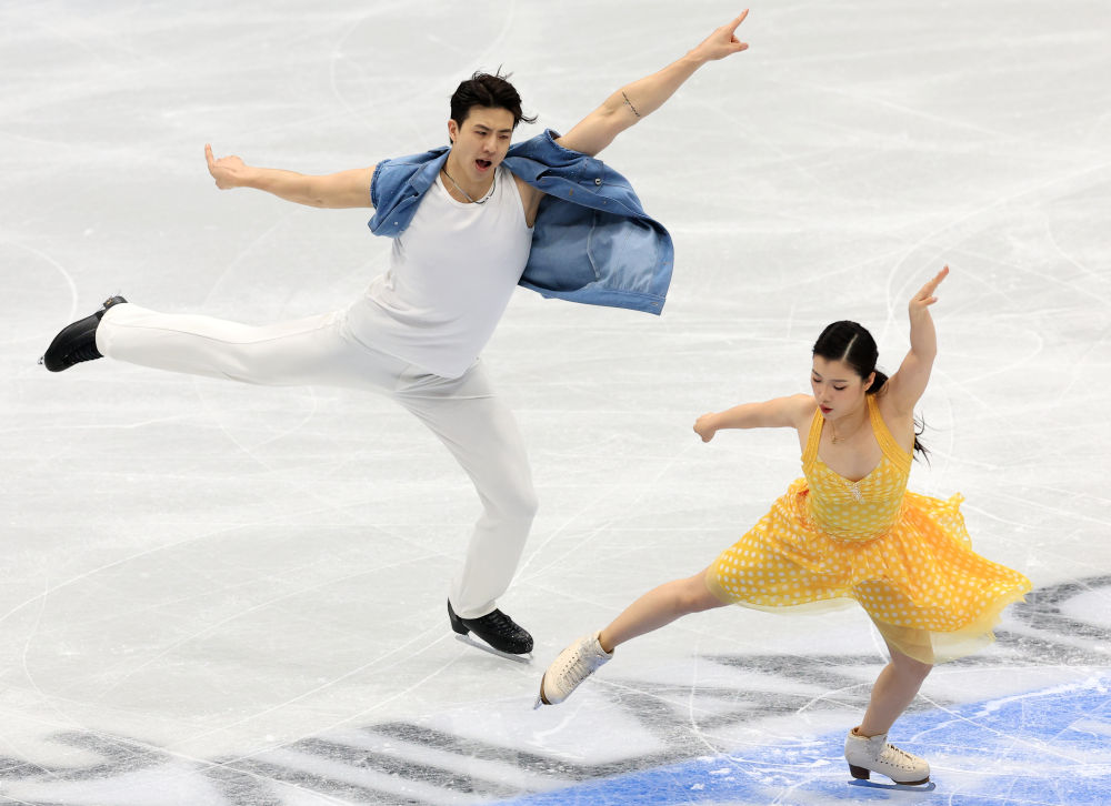 飞扬2025｜这片冰雪，燃动着中国体育的荣耀与热度