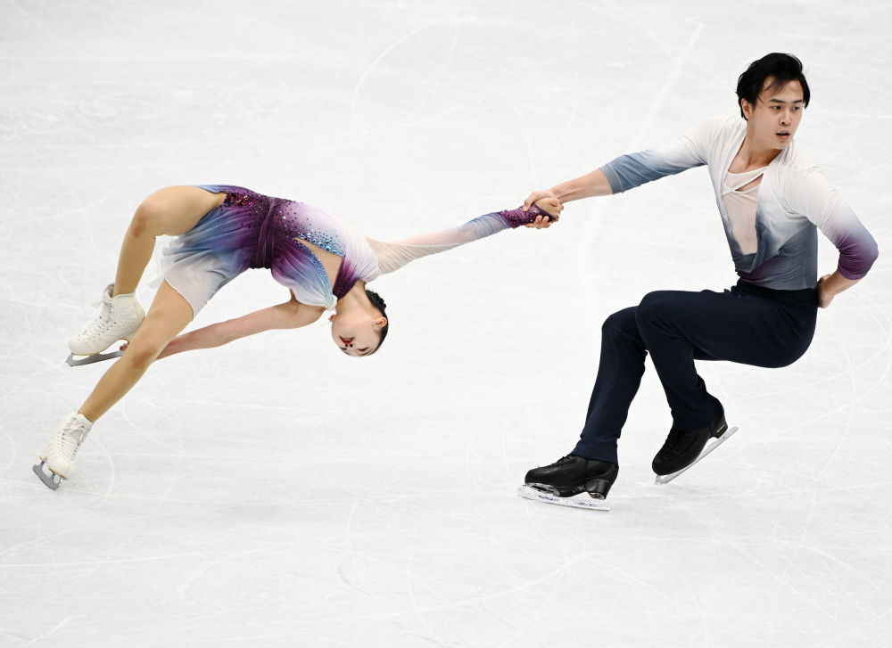 飞扬2025｜这片冰雪，燃动着中国体育的荣耀与热度