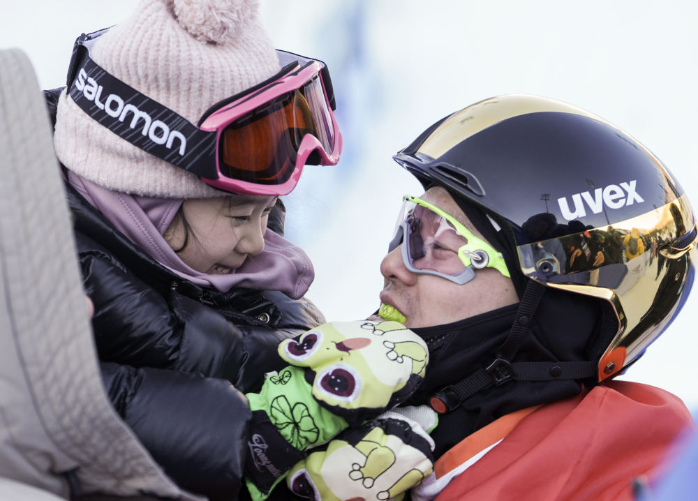 飞扬2025｜这片冰雪，燃动着中国体育的荣耀与热度