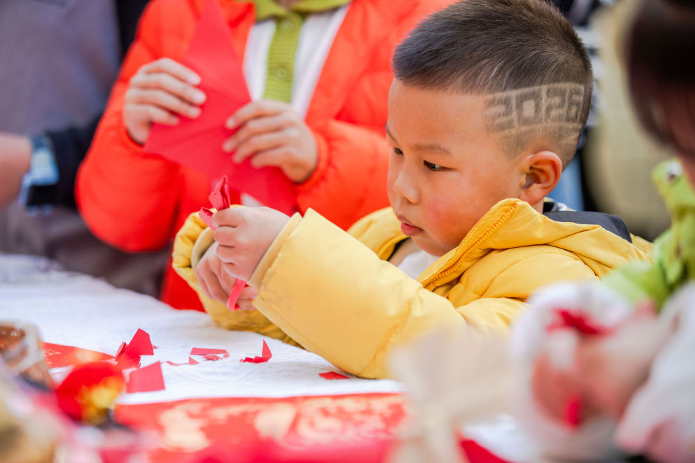 多彩活动迎新年 多彩活动迎新年