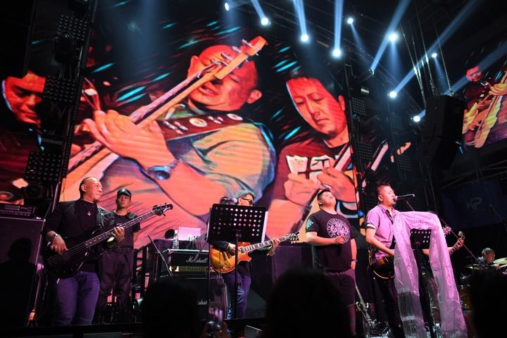 穿越时空，聆听歌声中的新西藏