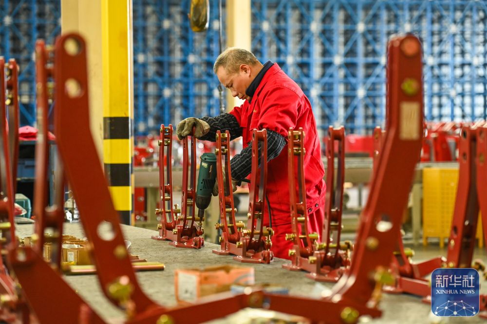 赶制订单忙生产 力争新年“开门红”