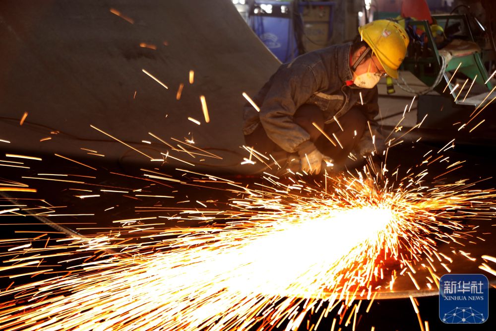 赶制订单忙生产 力争新年“开门红”