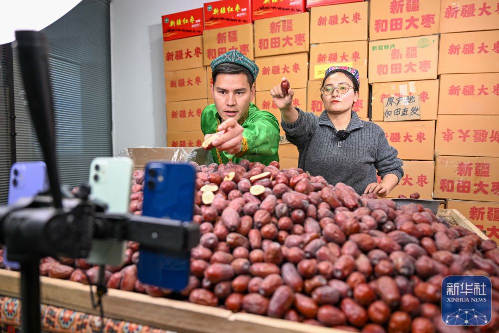 新春“疆”味浓 云端快车道助农增收 新春“疆”味浓 云端快车道助农增收