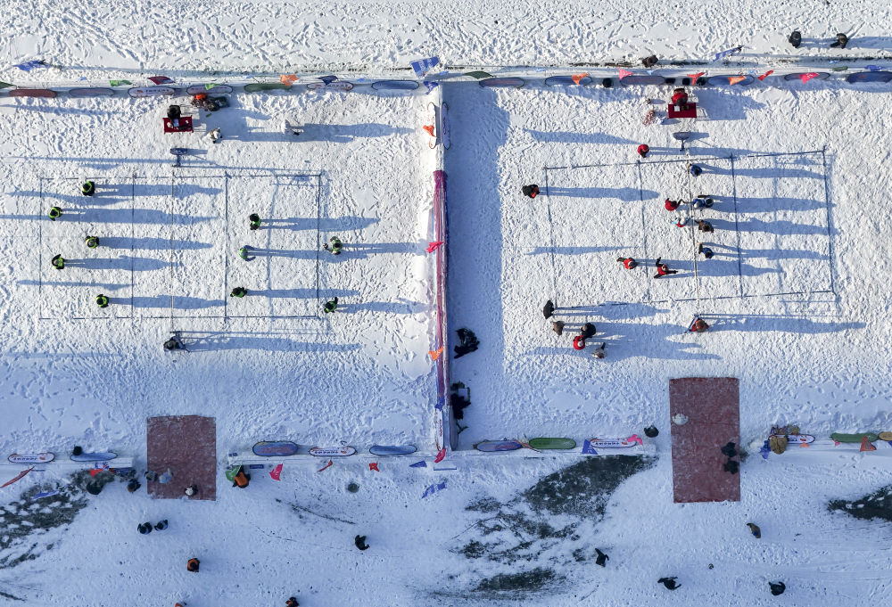 镜观·回响｜让冰天雪地成为金山银山