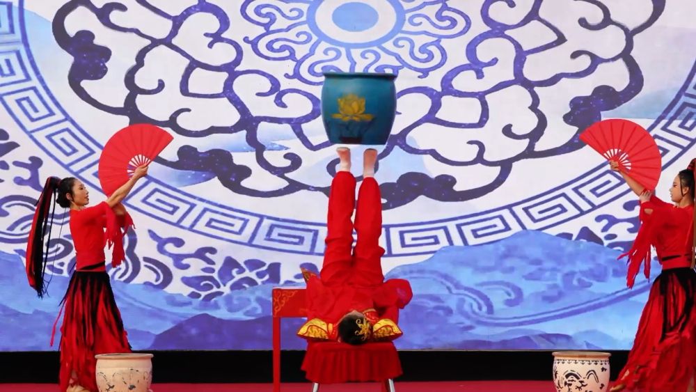 新华视点|文旅新体验让传统“潮”起来 冬季“热”起来 新华视点|文旅新体验让传统“潮”起来 冬季“热”起来