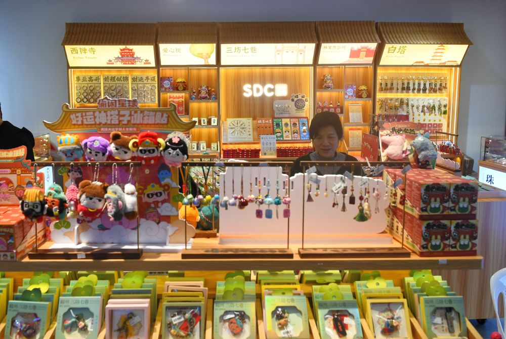 从“必需”到“悦己”：中国兴起“犒赏”消费新势力