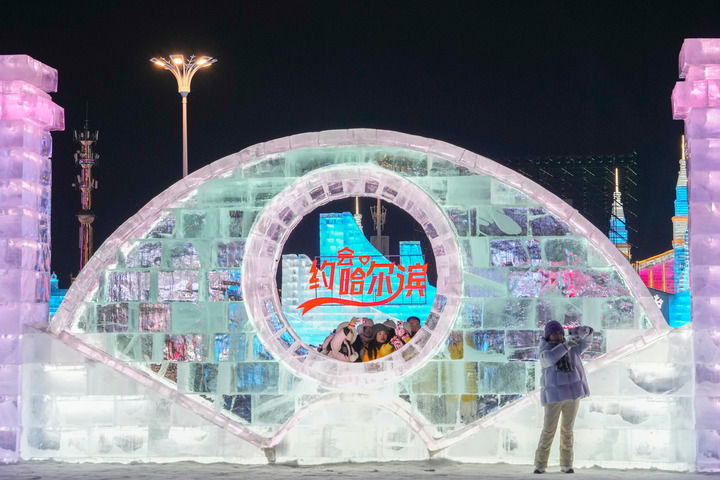 保持战略定力 把握发展主动——各地推动高质量发展观察