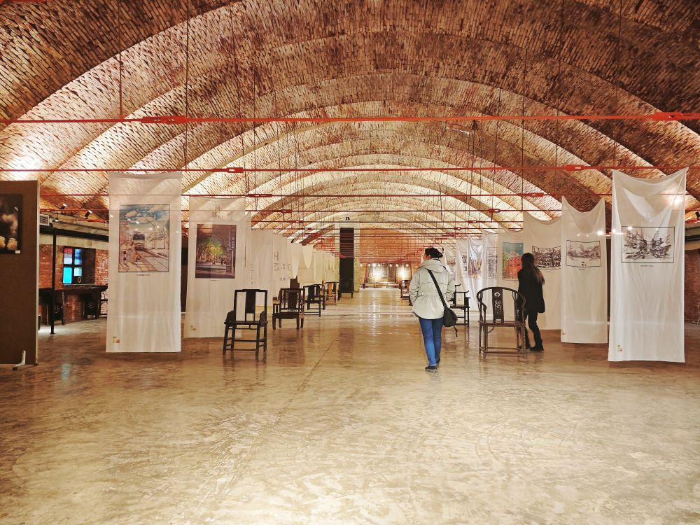 人文经济激活消费新动能|从老厂房到会客厅：工业记忆“燃”起市井烟火