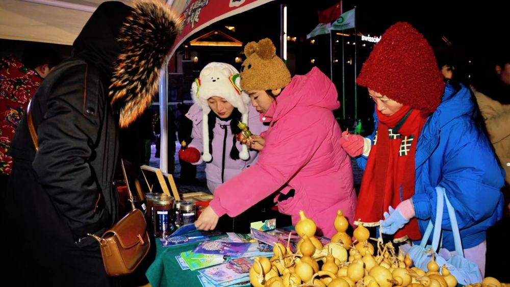 新华视点|一城一特色焕新文旅 夜经济激活消费新引擎 新华视点|一城一特色焕新文旅 夜经济激活消费新引擎