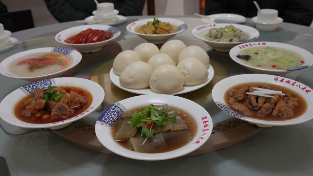 新华视点|一城一特色焕新文旅 夜经济激活消费新引擎 新华视点|一城一特色焕新文旅 夜经济激活消费新引擎