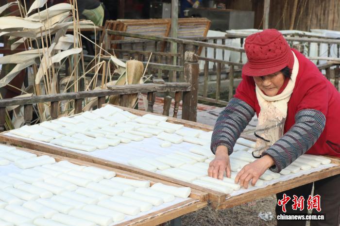 鱼米之乡打糕忙 浙江嘉兴“糕”奏新春序曲