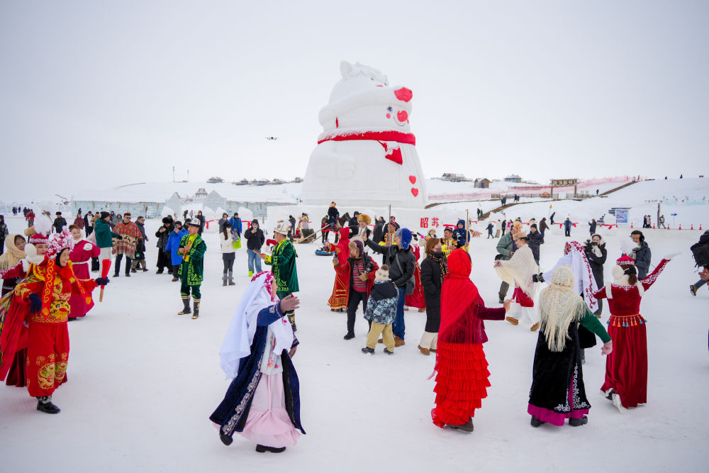 冰雪热力深观察｜冰雪IP如何让“冷资源”带动全域“热经济”