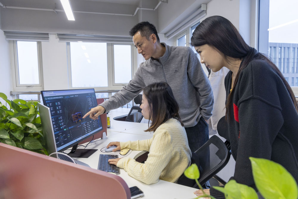 园区探“新”：一颗“智核”滋养创新之花