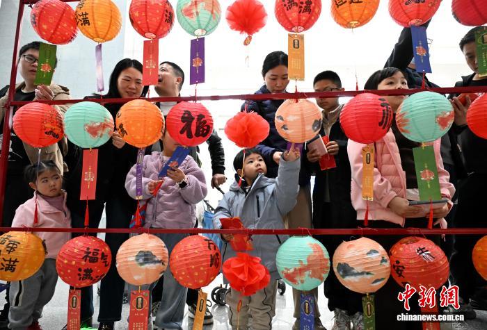 “话百家姓、过中国年”主题文化活动在福州举办