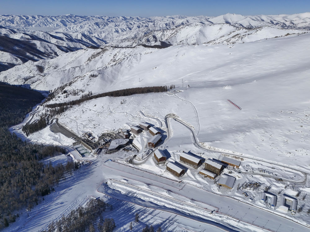 雪山为证,青春作答!从牧区到冬奥,两位中国“05后”书写冰雪新篇 雪山为证,青春作答!从牧区到冬奥,两位中国“05后”书写冰雪新篇