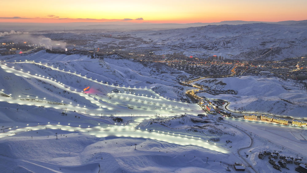 雪山为证，青春作答！从牧区到冬奥，两位中国“05后”书写冰雪新篇