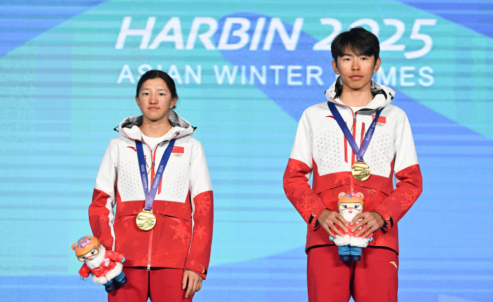 雪山为证,青春作答!从牧区到冬奥,两位中国“05后”书写冰雪新篇 雪山为证,青春作答!从牧区到冬奥,两位中国“05后”书写冰雪新篇