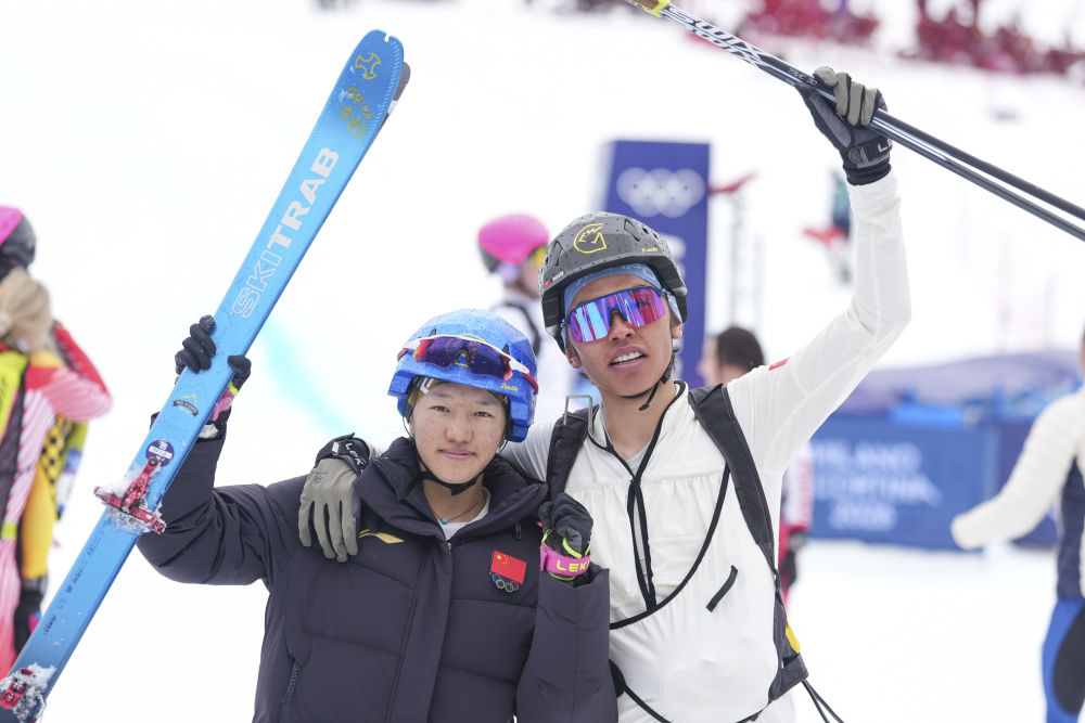 雪山为证,青春作答!从牧区到冬奥,两位中国“05后”书写冰雪新篇 雪山为证,青春作答!从牧区到冬奥,两位中国“05后”书写冰雪新篇