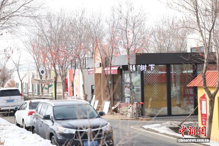 (新春走基层)冰雪经济赋能新疆乡村振兴