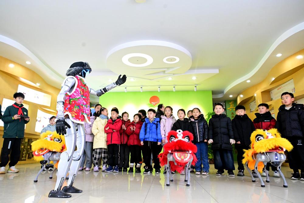 时政微观察丨创新中国春潮涌 时政微观察丨创新中国春潮涌