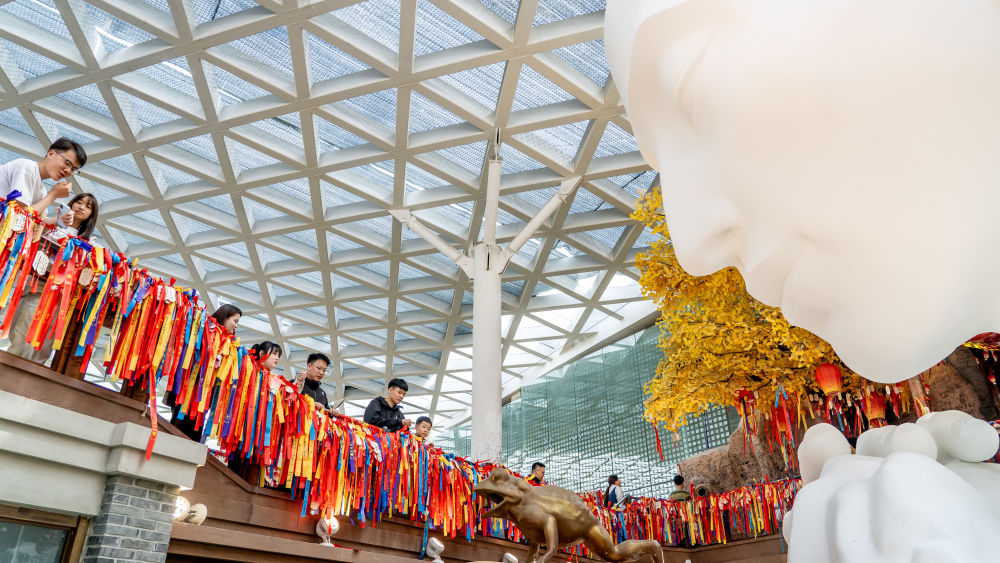 人文经济激活消费新动能｜年轻人为何扎堆长春“这有山”？