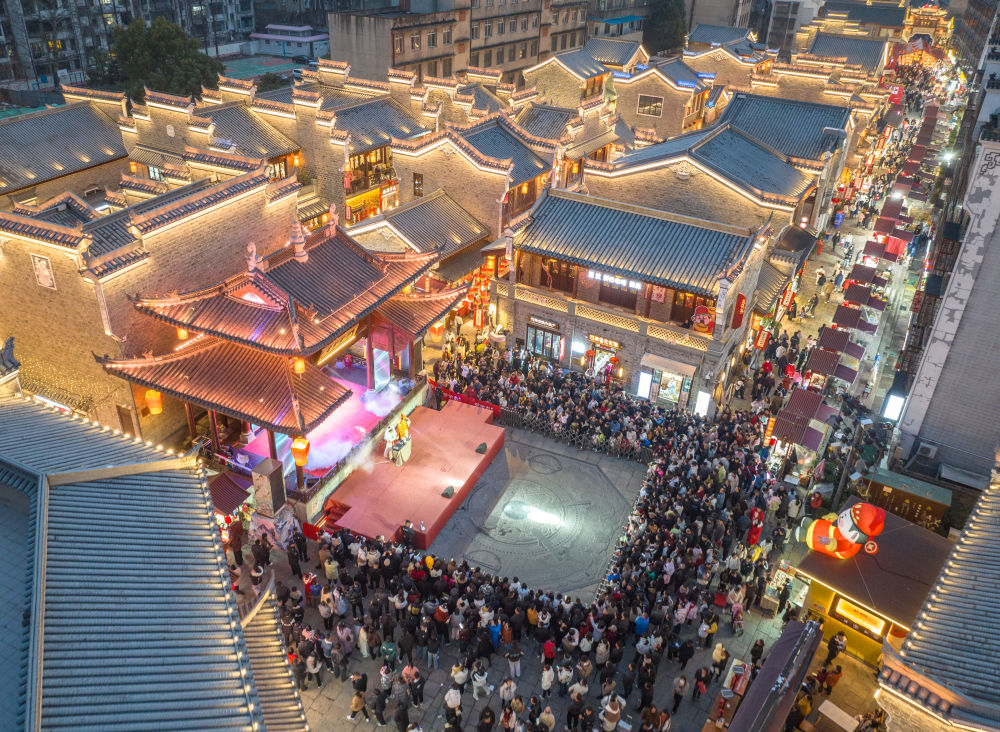 新春走基层｜“张飞”和他的朋友们，让这条古巷“活”了起来！