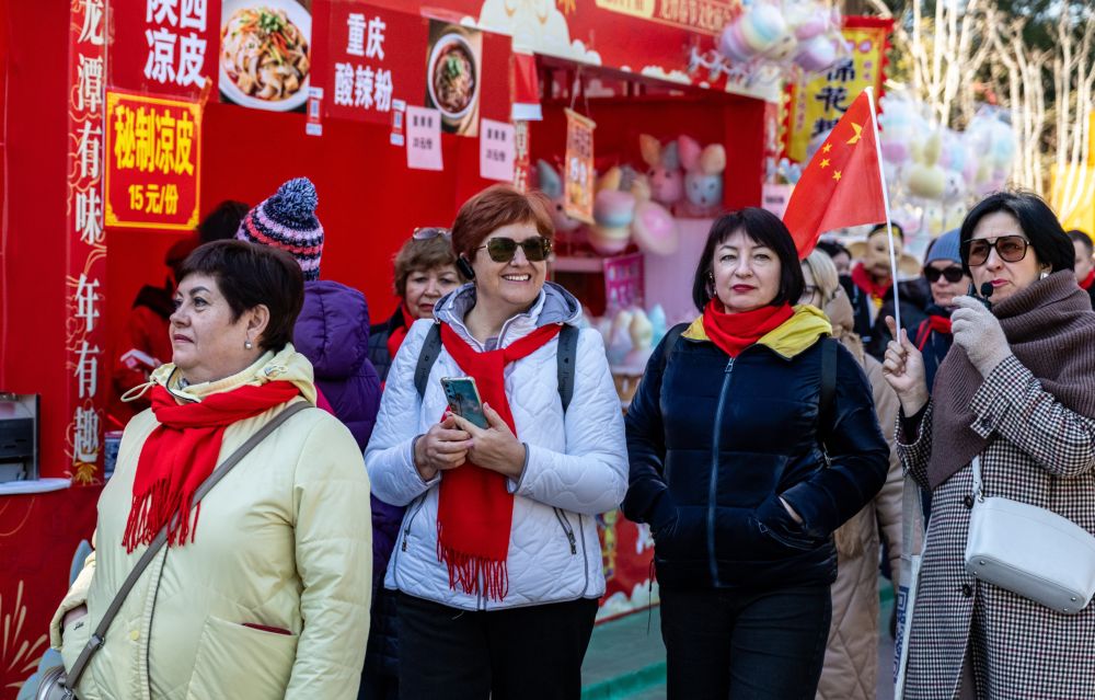 “马”不停蹄!春节假期游客人数和花费创历史新高 “马”不停蹄!春节假期游客人数和花费创历史新高