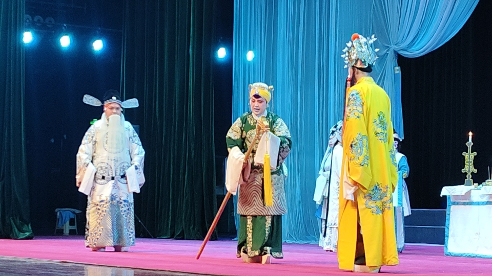 【新春走基层】访小城看大戏，感受三五元票价里的“热乎气儿”