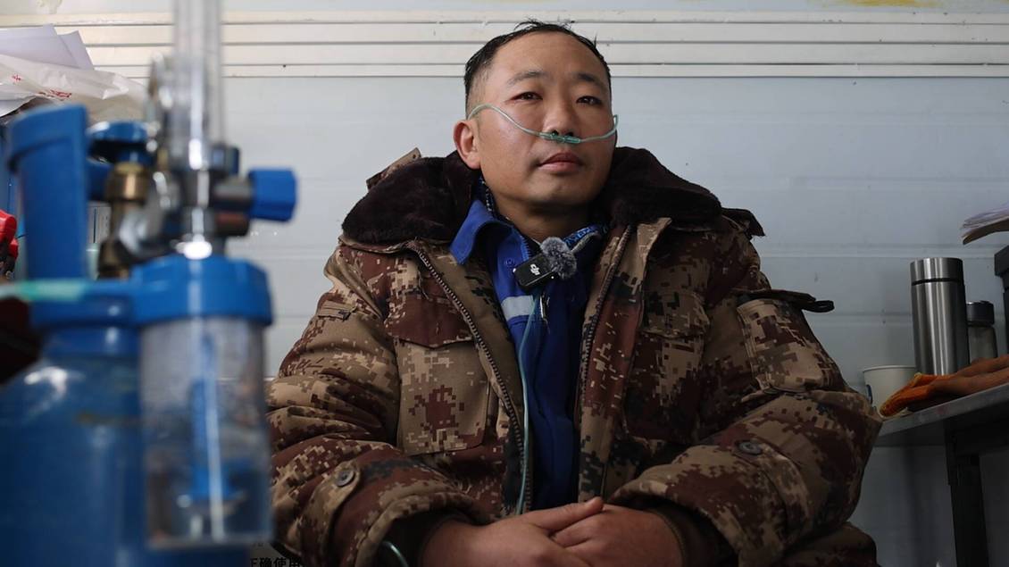 【新春走基层】“搭积木”闯三大难关 4650米“生命禁区”绽放“太阳花”