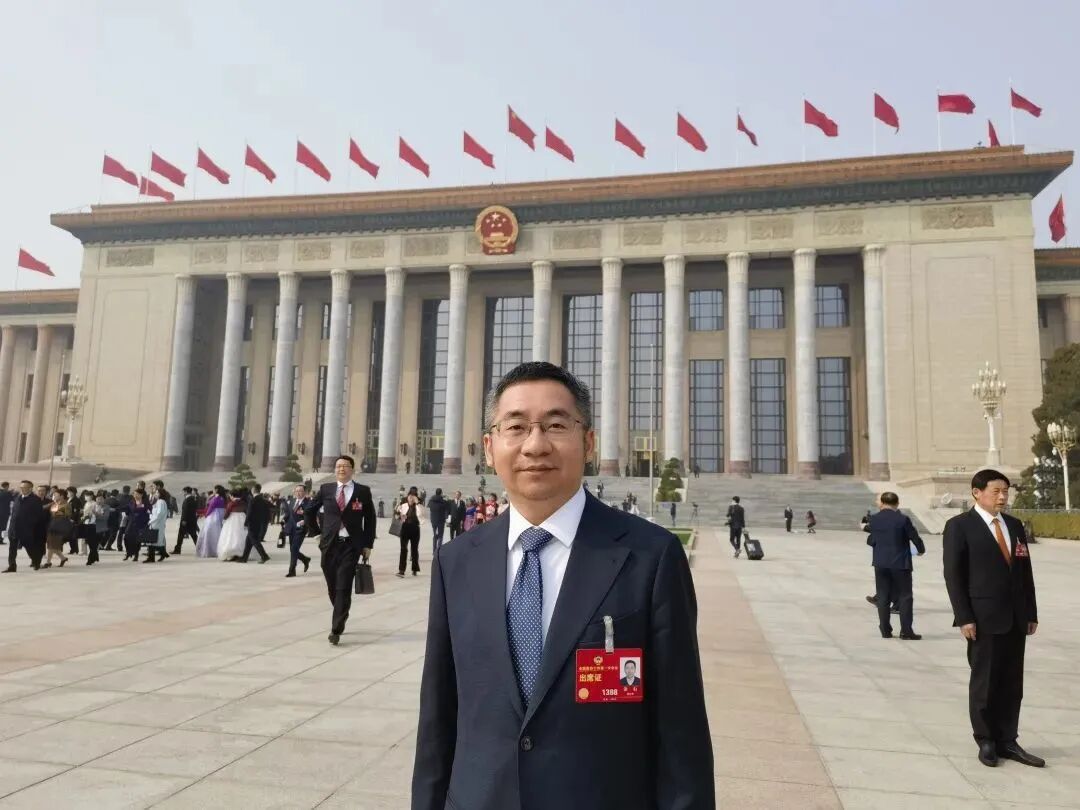 全国政协常委金石：以人工智能点燃高等教育的“新质引擎”